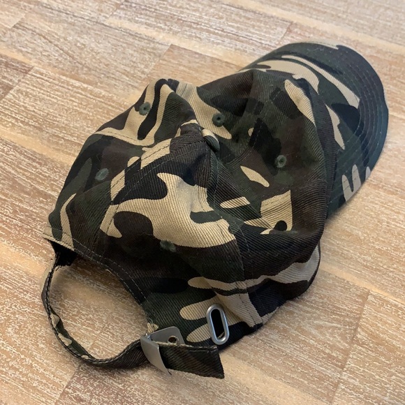 Garage Camo Baseball Hat Cap - Picture 2 of 2